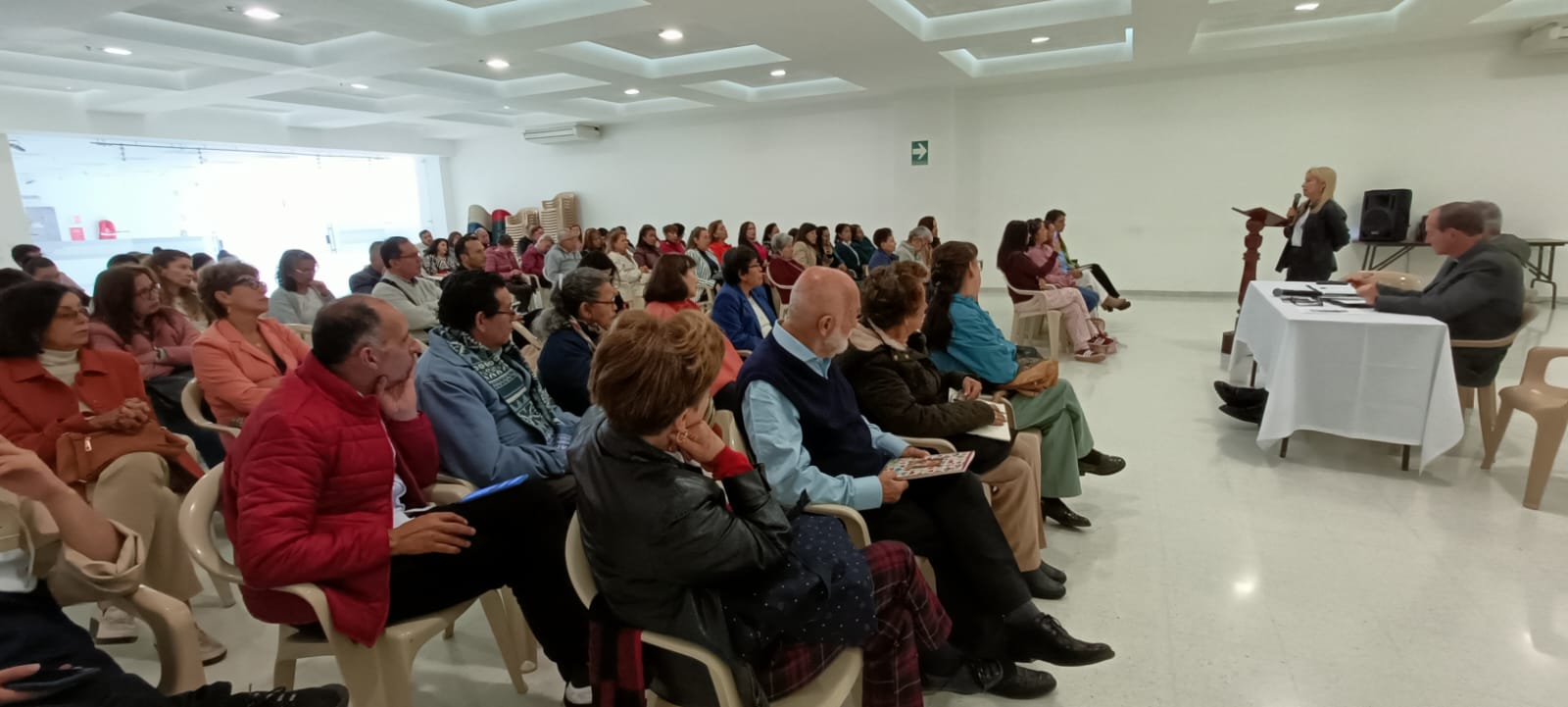 Encuentro de grupos Pastorales Arciprestazgo 1.5 de la Vicaría de la Inmaculada Concepción, en el marco de la visita pastoral del Monseñor Darío Álvarez Botero, Vicario Episcopal Territorial.