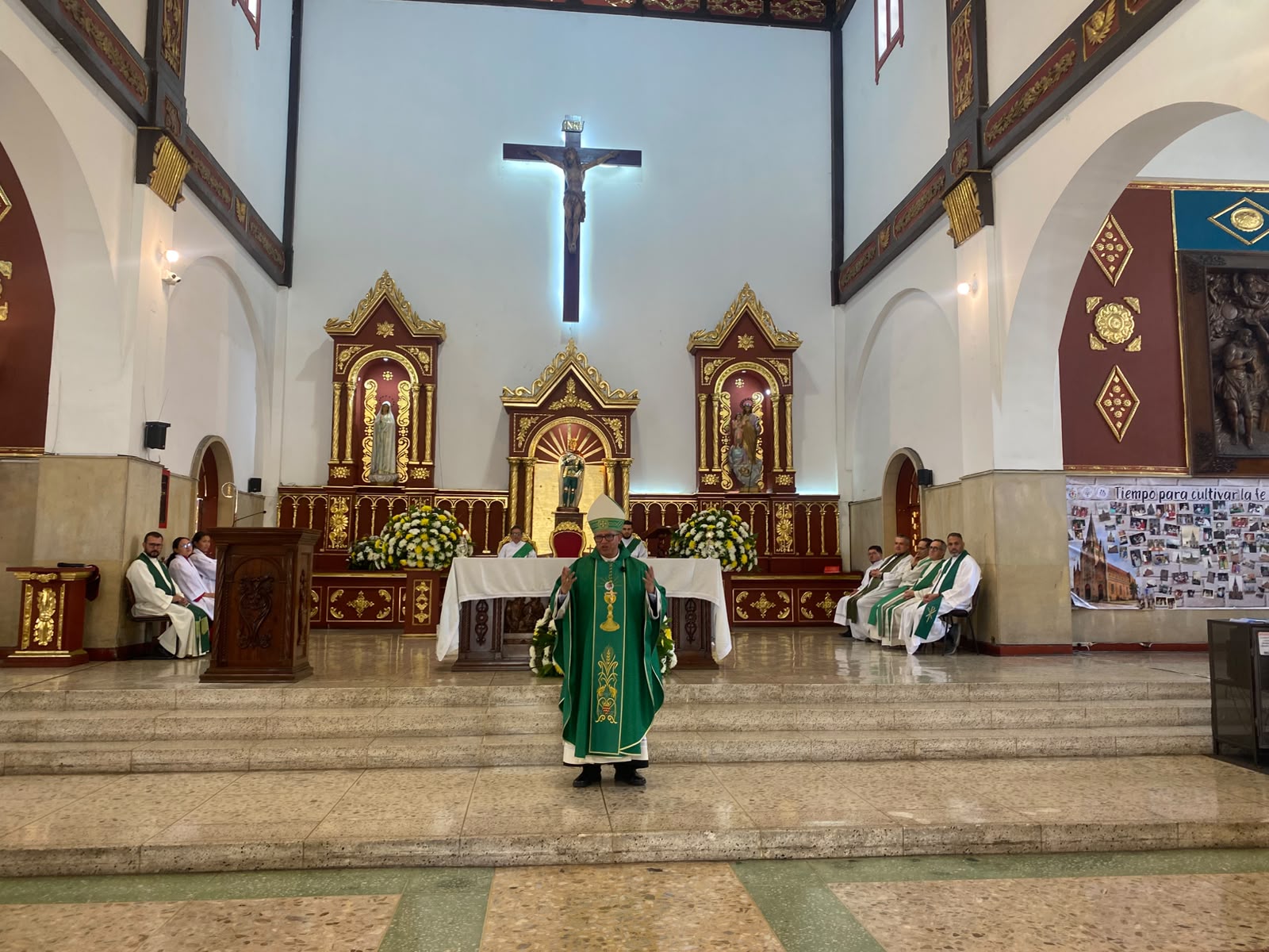 hgjgj