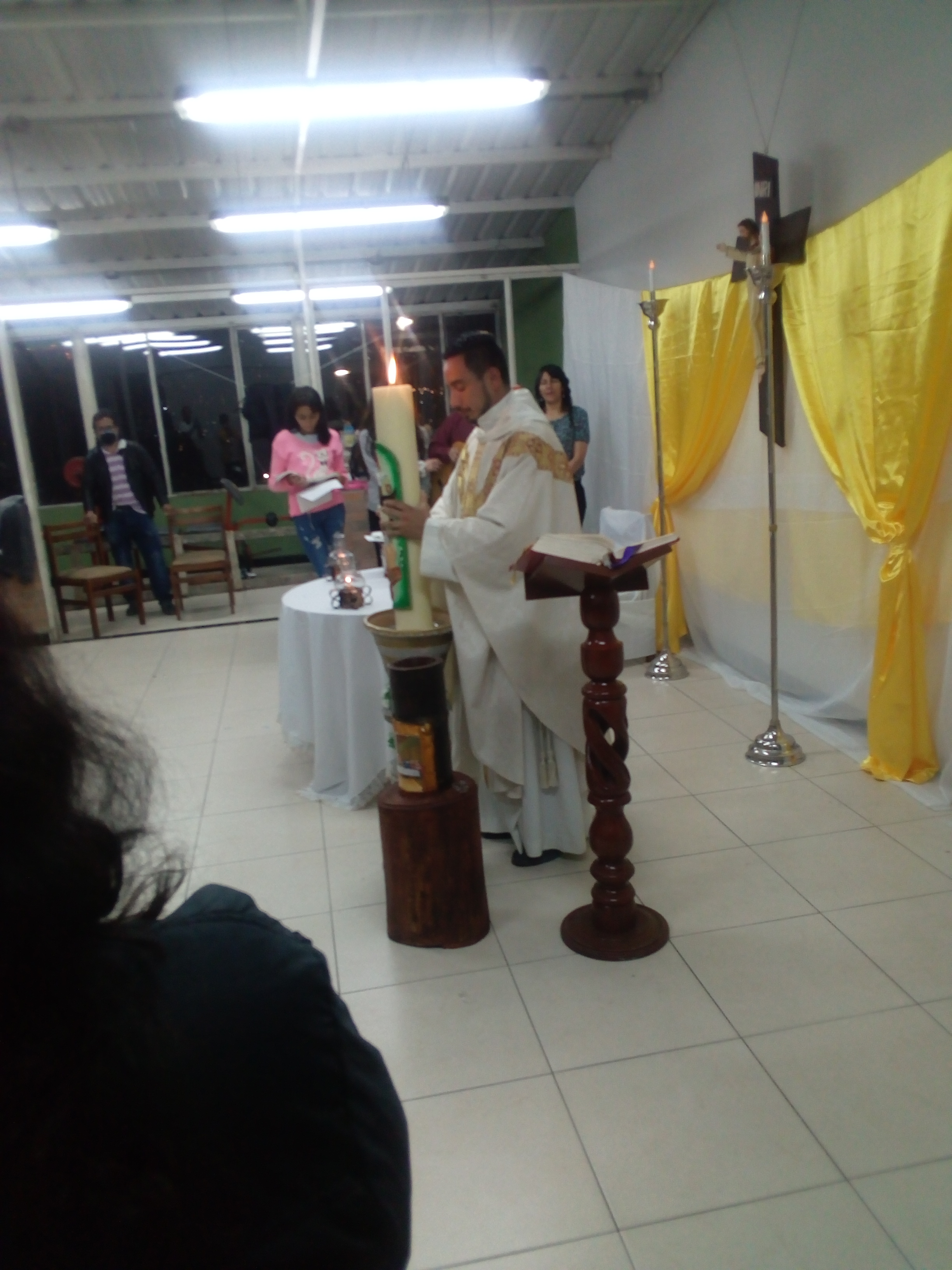 https://arquimedia.s3.amazonaws.com/62/semana-santa/1-9jpg.jpg
