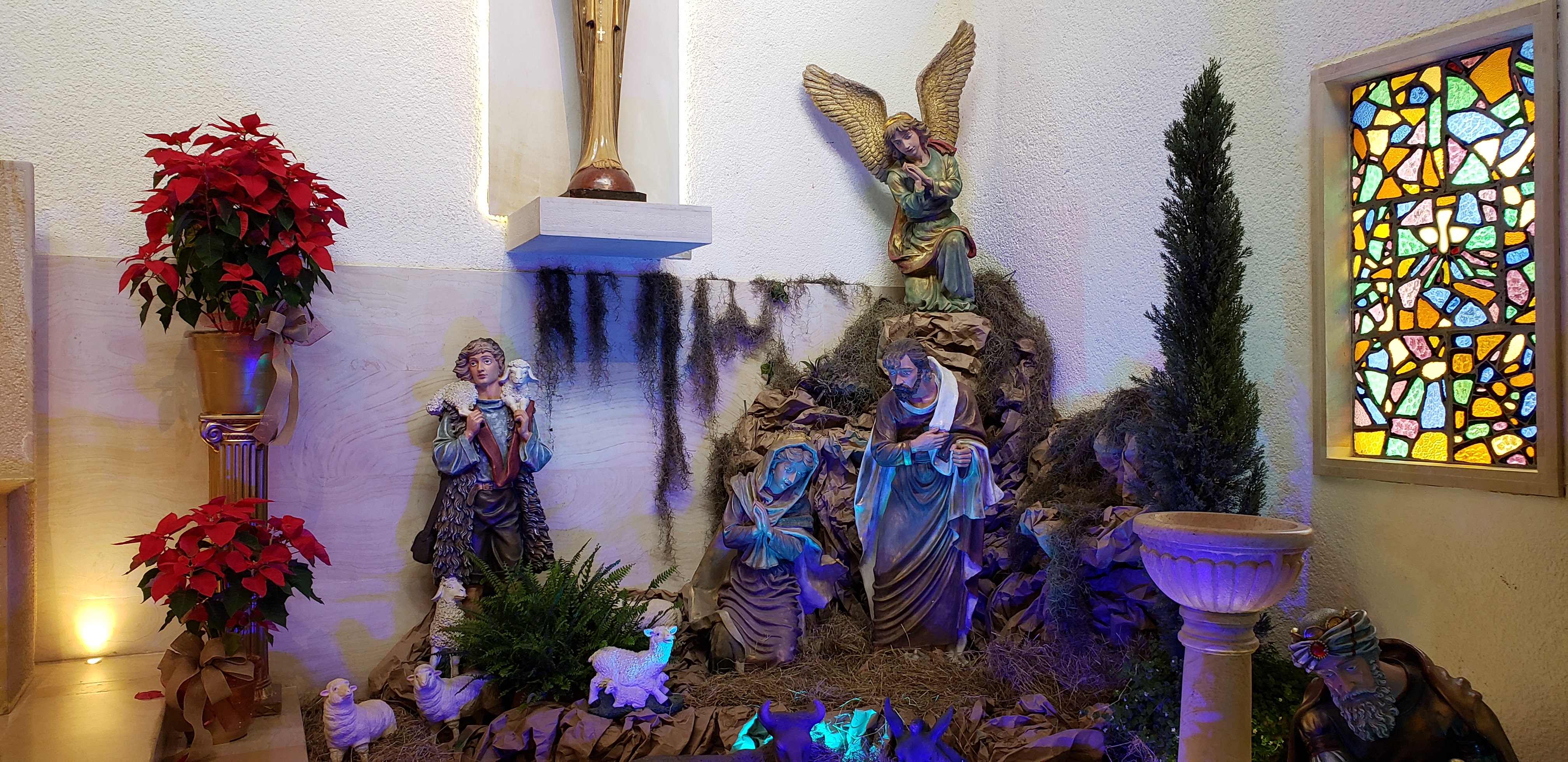 https://arquimedia.s3.amazonaws.com/27/noticias-parroquia/pesebre-2019jpg.jpg