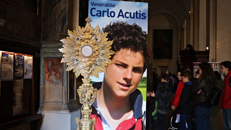 https://arquimedia.s3.amazonaws.com/264/publicaciones/carlo-acustijpeg.jpeg