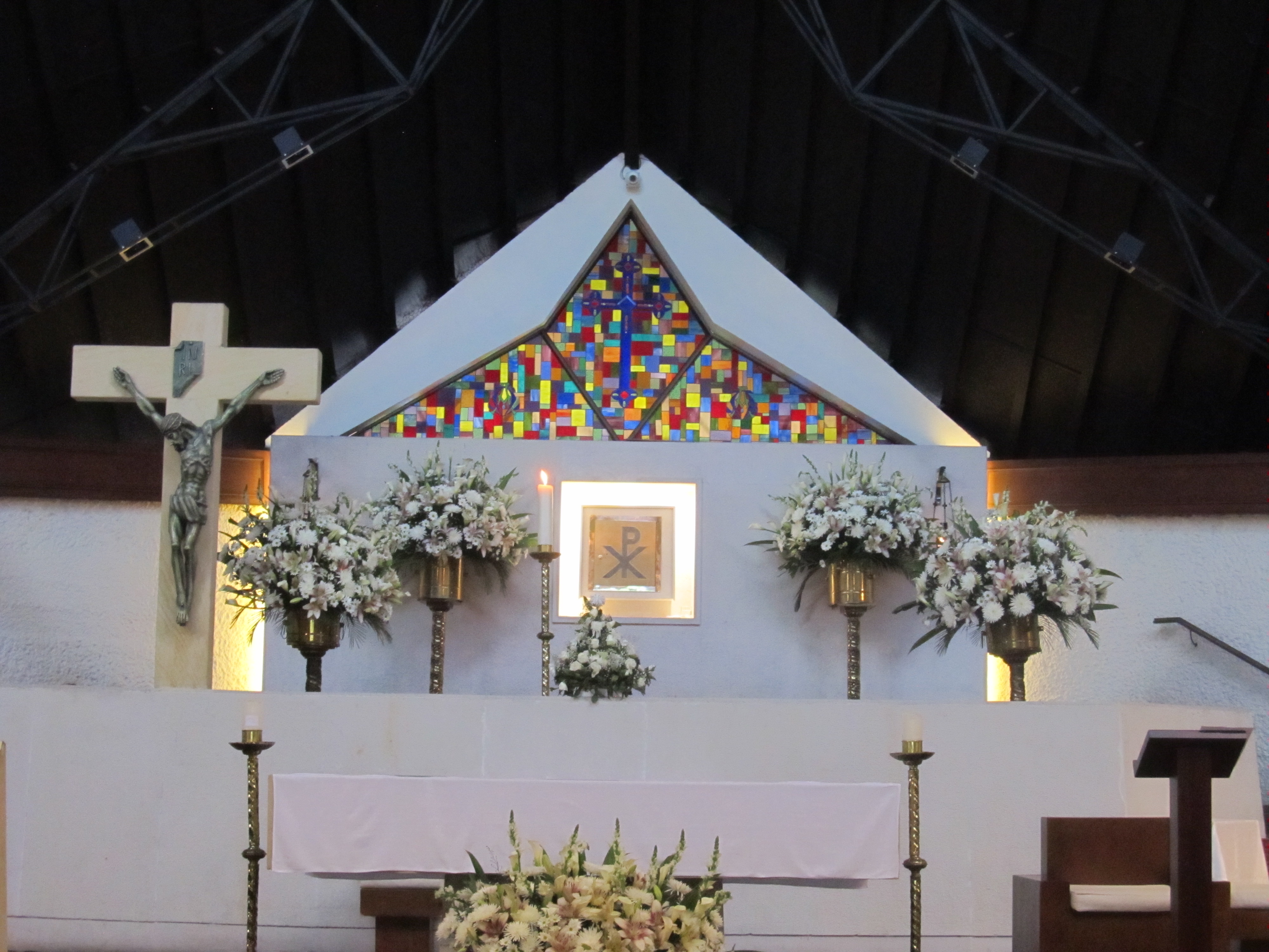 https://arquimedia.s3.amazonaws.com/264/templo/img-9229jpg.JPG