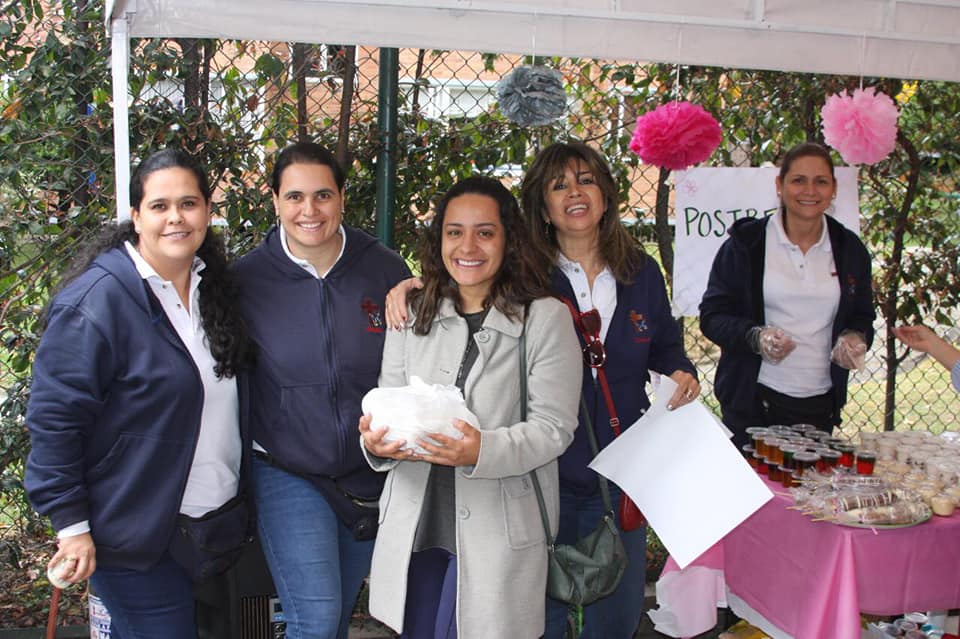 https://arquimedia.s3.amazonaws.com/341/emaus/emaus-mujeresjpg.jpg