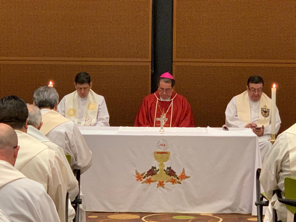 https://arquimedia.s3.amazonaws.com/22/asamblea-2019-2/1jpeg.jpeg