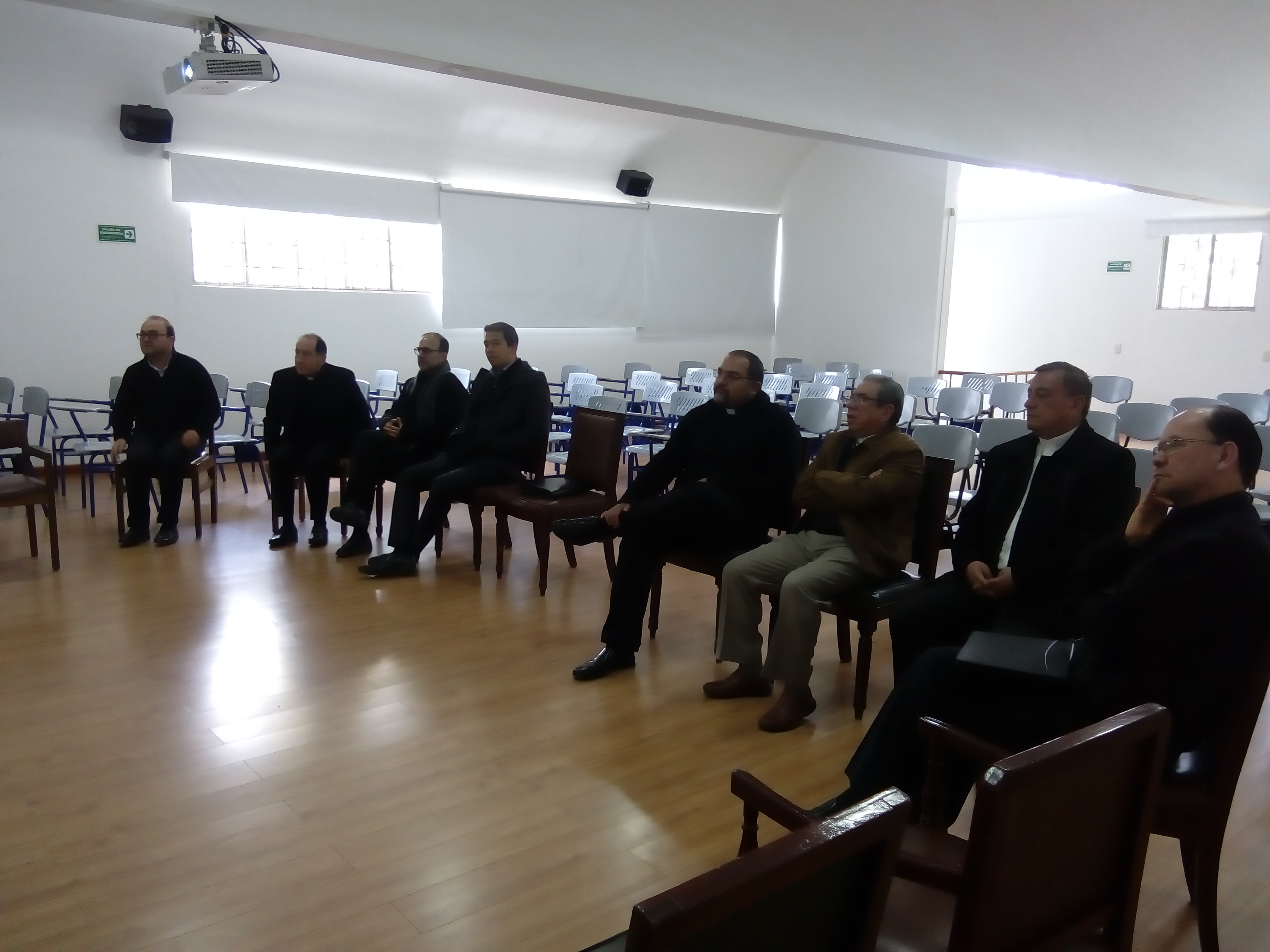 https://arquimedia.s3.amazonaws.com/4/sacerdotes/img-20180302-115856jpg.jpg