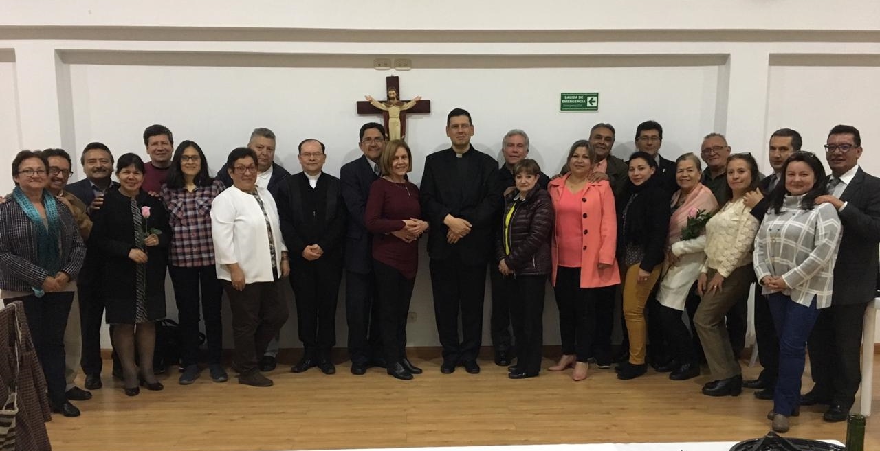 https://arquimedia.s3.amazonaws.com/4/diaconos-permanentes/whatsapp-image-2019-08-12-at-82357-pm5jpeg.jpeg
