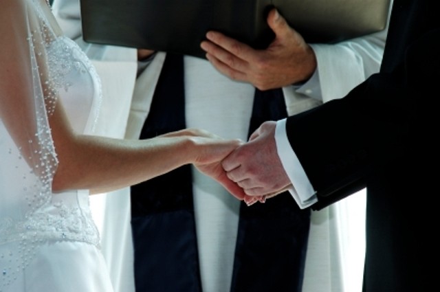 https://arquimedia.s3.amazonaws.com/375/confirmaciones/prematrimonialesjpg.jpg