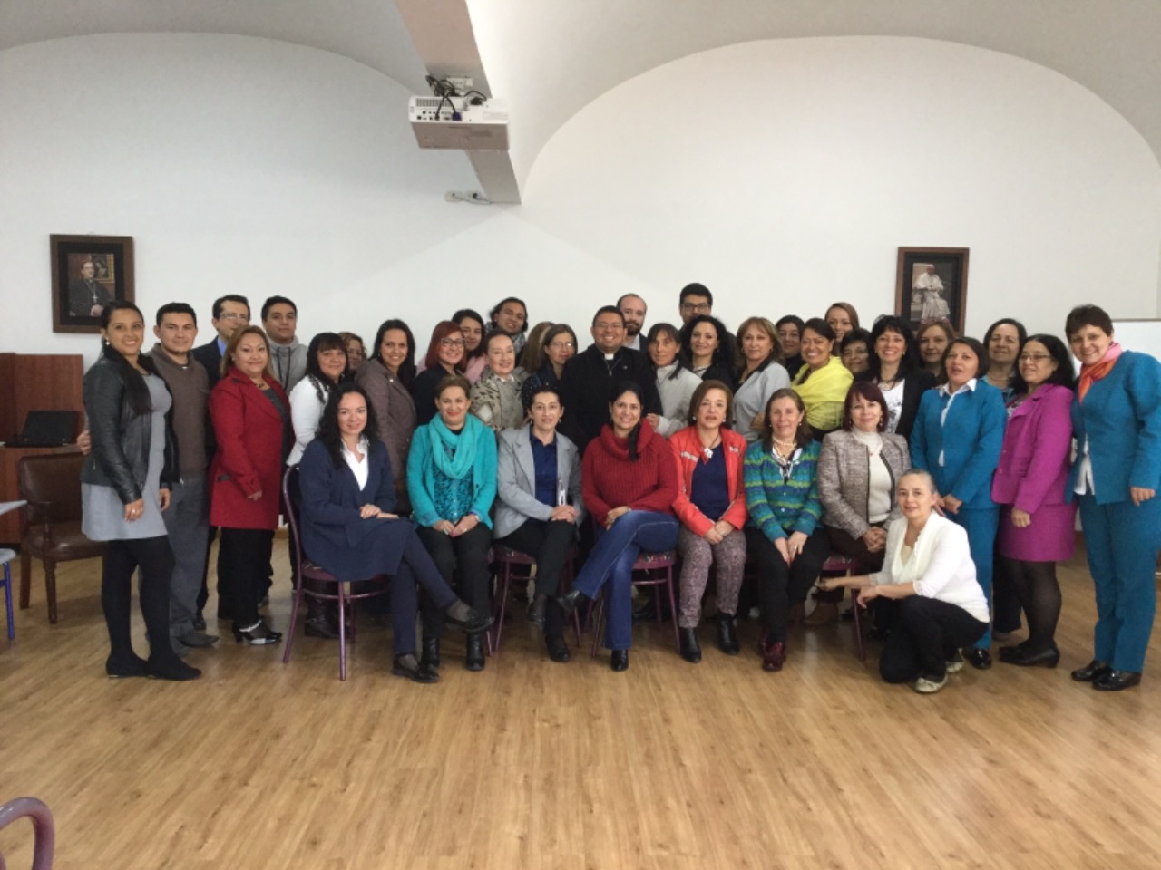 https://arquimedia.s3.amazonaws.com/4/encuentro-secretarias/whatsapp-image-2017-11-27-at-113818-amjpeg.jpeg