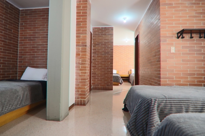 Habitación Múltiple 5 personas Casa de Ejercicios Emaús