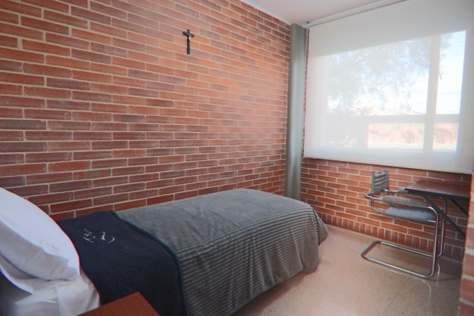 Habitación Individual Casa de Ejercicios Emaús