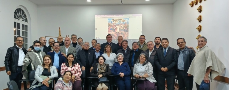 Diáconos permanentes